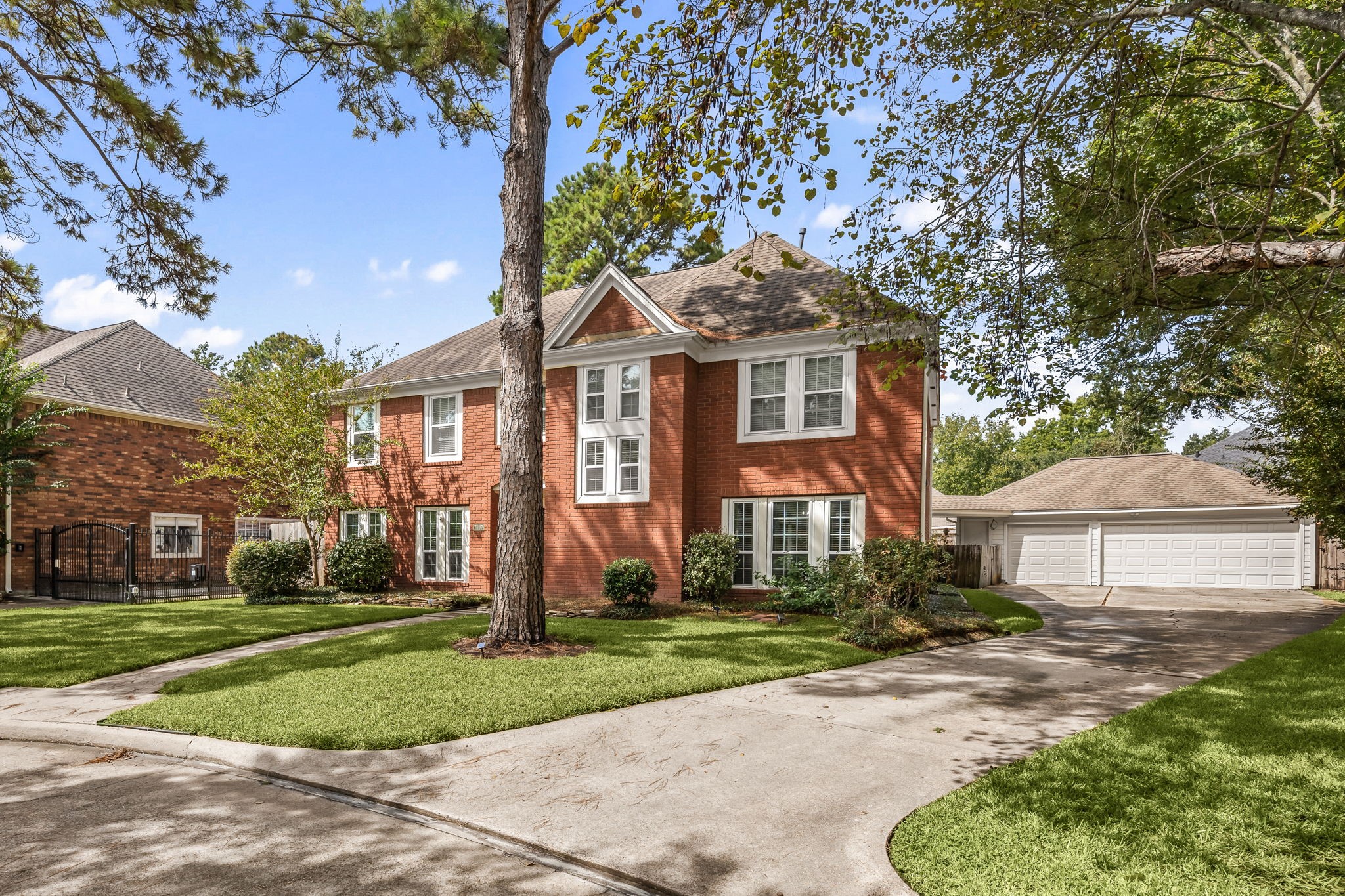 7407 Knoll Cliff Court Property Photo 40