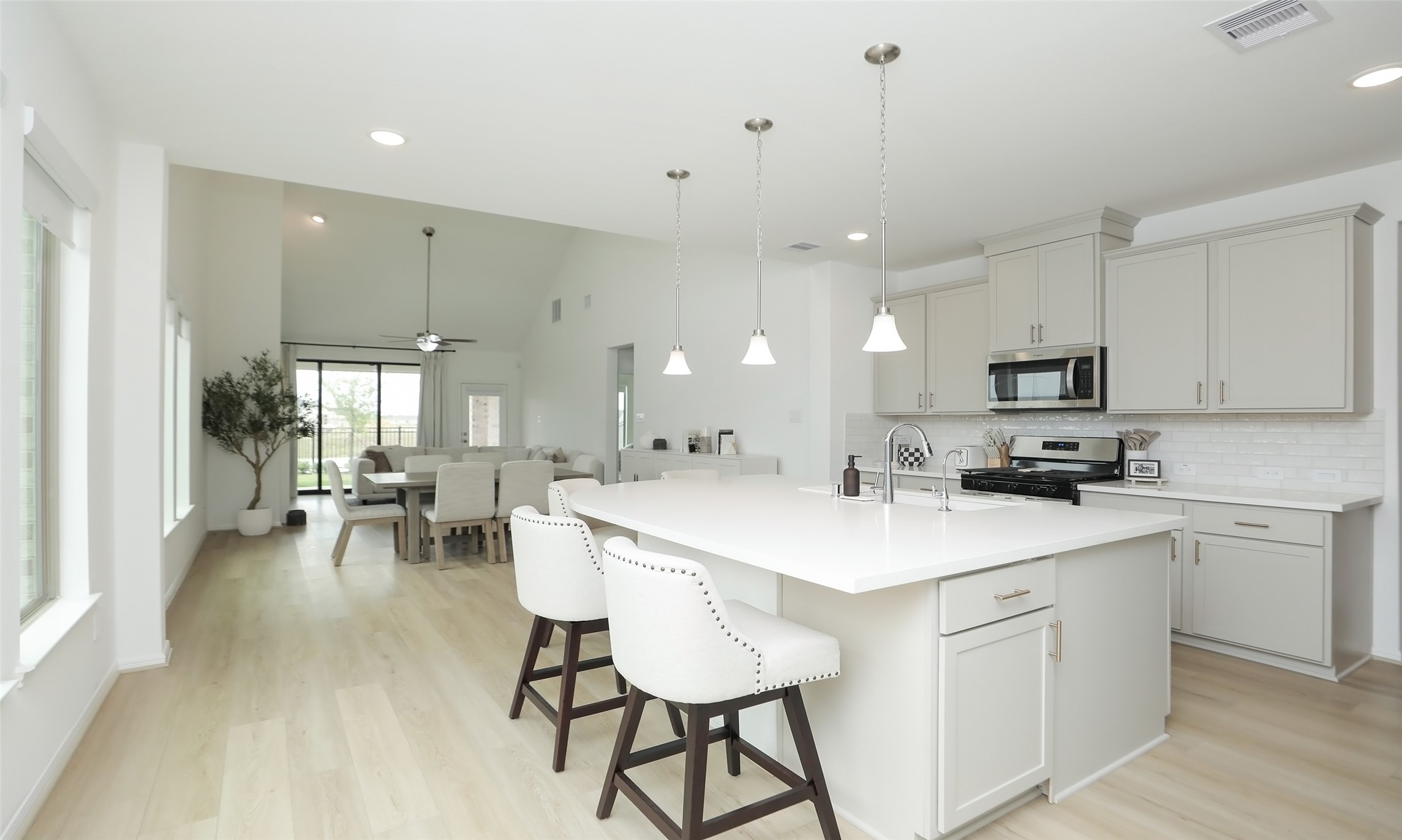 26434 Bright Eyes Lane Property Photo 6
