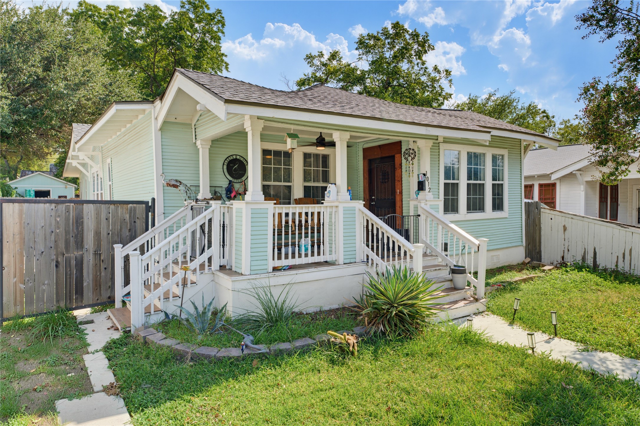 1012 Fulton Avenue Property Photo 1