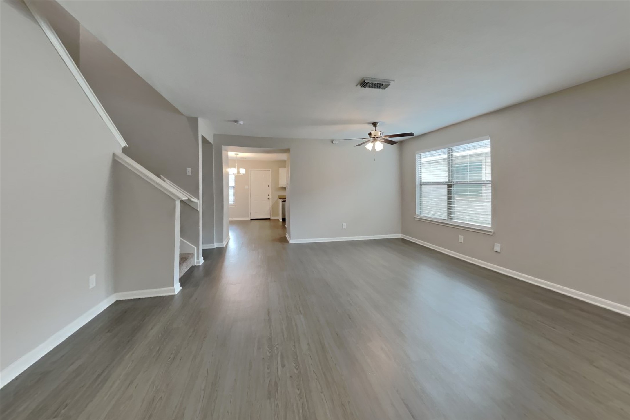 20527 Cypress Gully Drive Property Photo 3