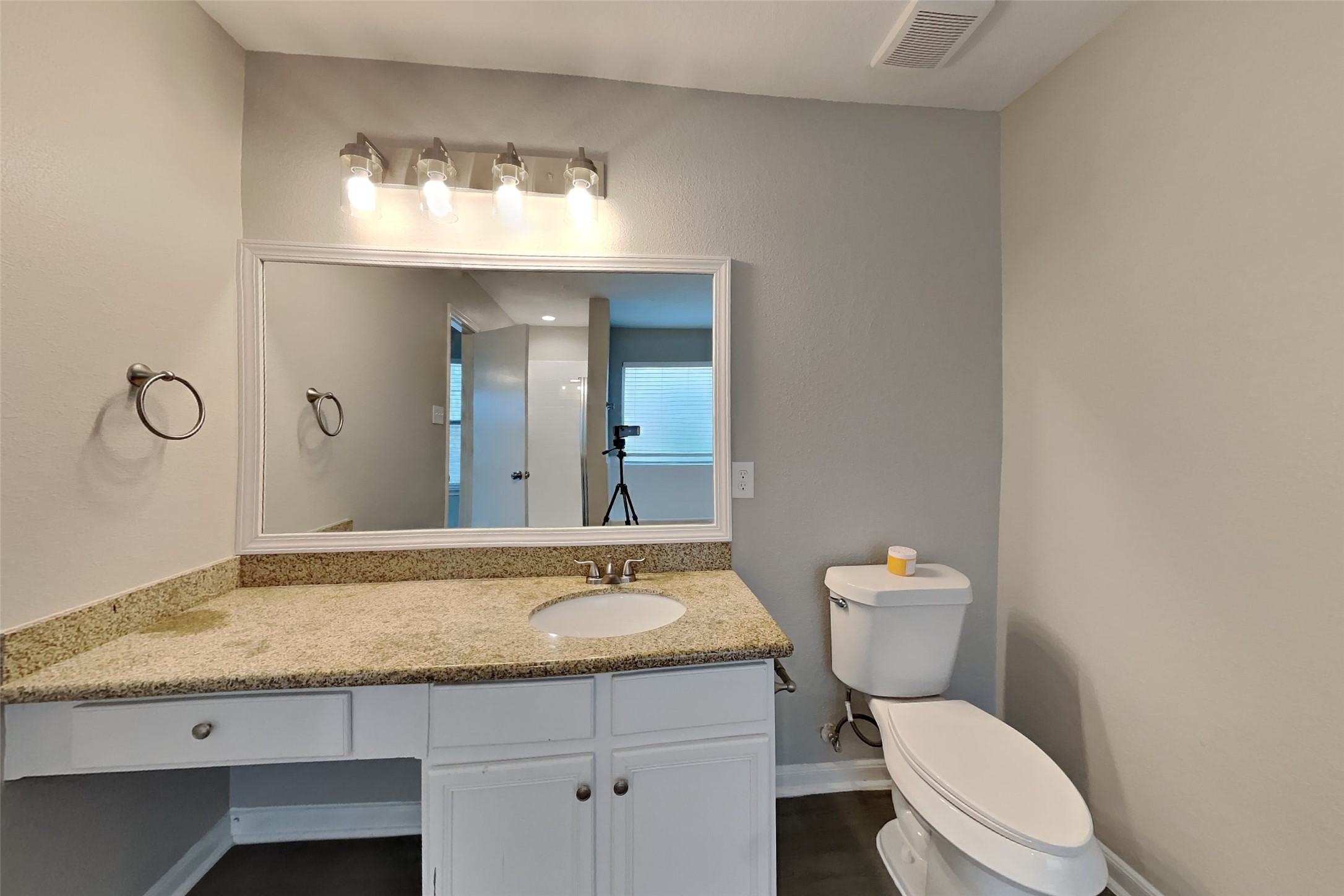 20527 Cypress Gully Drive Property Photo 8