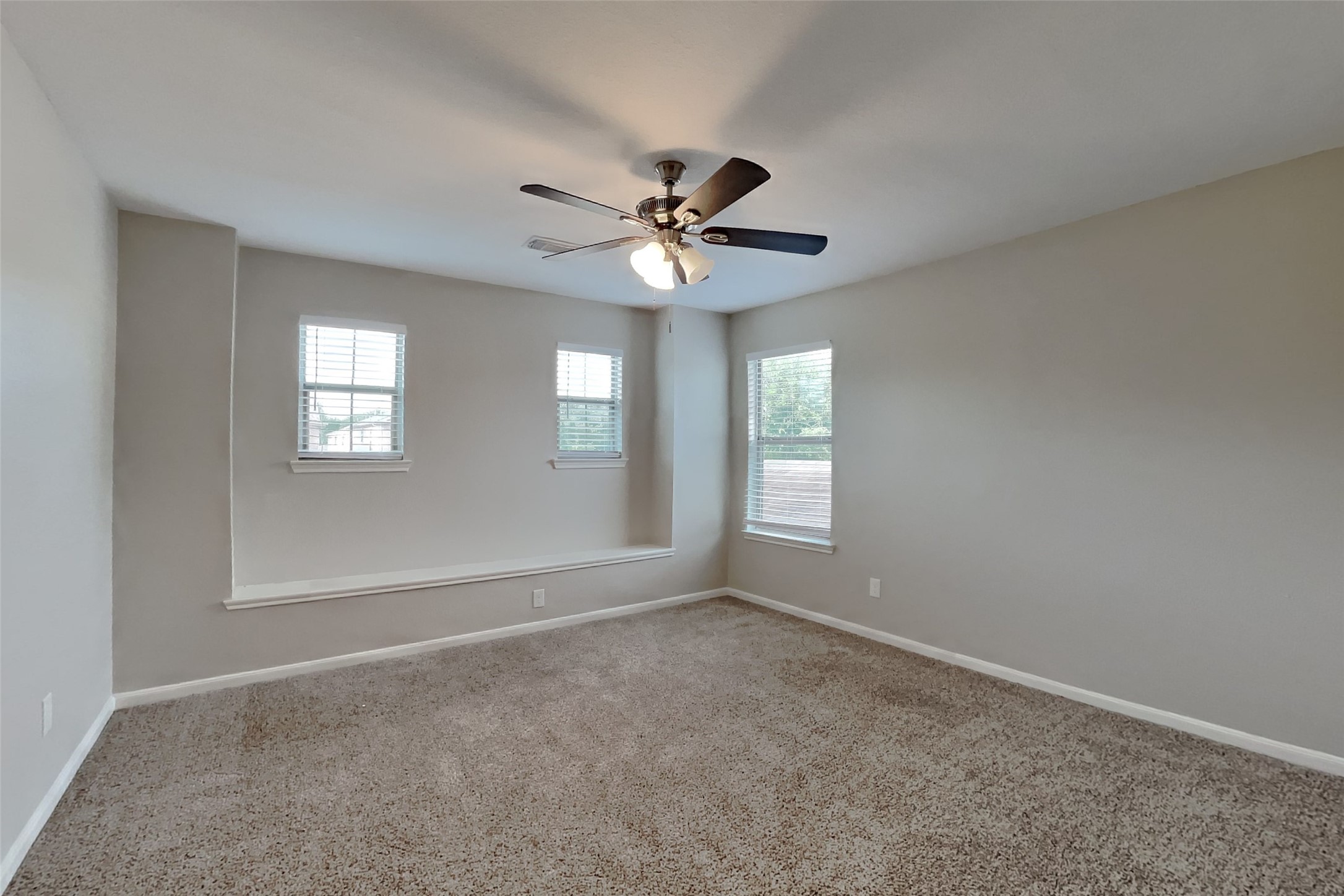 20527 Cypress Gully Drive Property Photo 10
