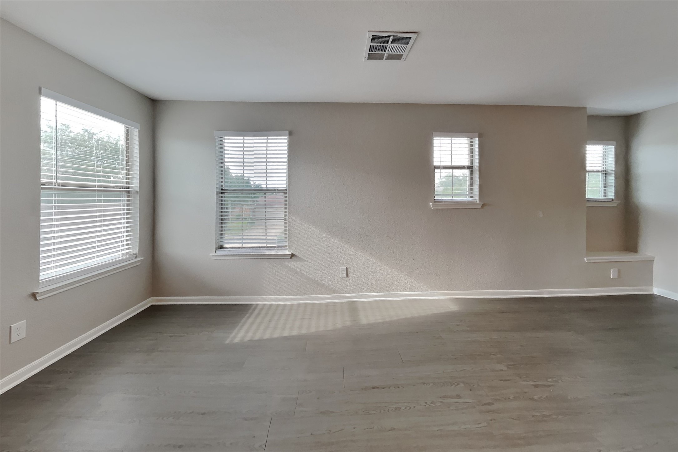 20527 Cypress Gully Drive Property Photo 19