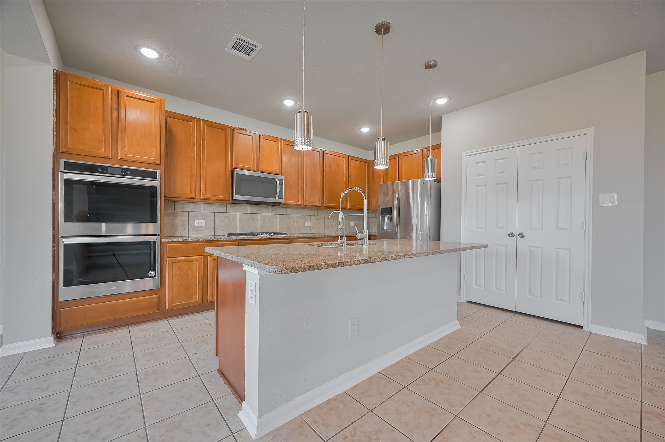 24114 Morrison Lane Property Photo 12