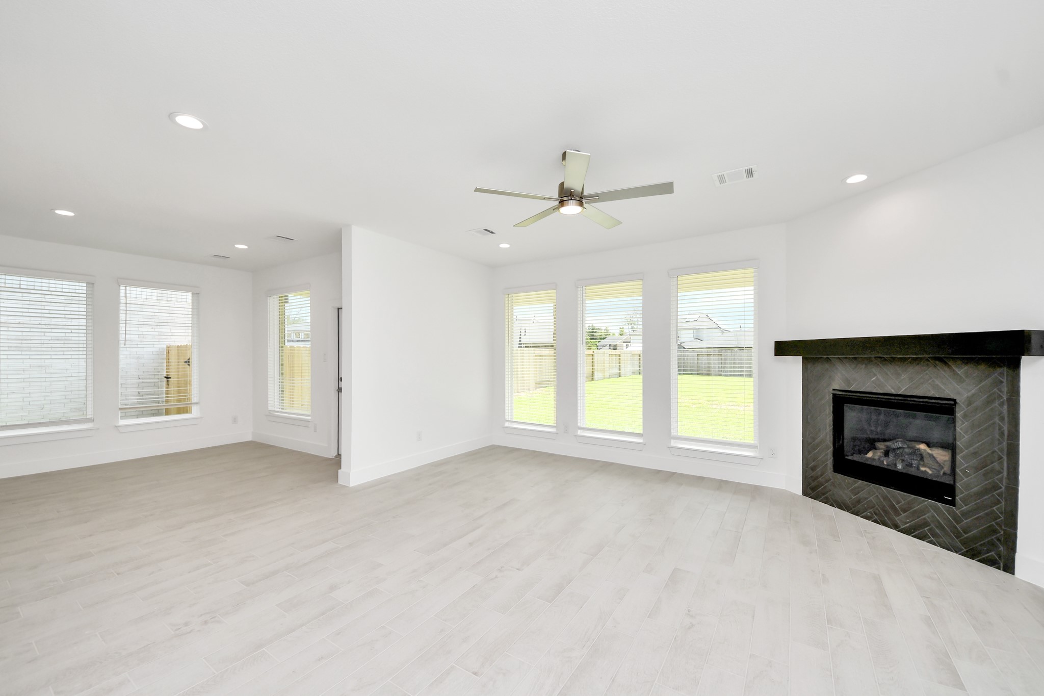 3102 Native Spring Drive Property Photo 21