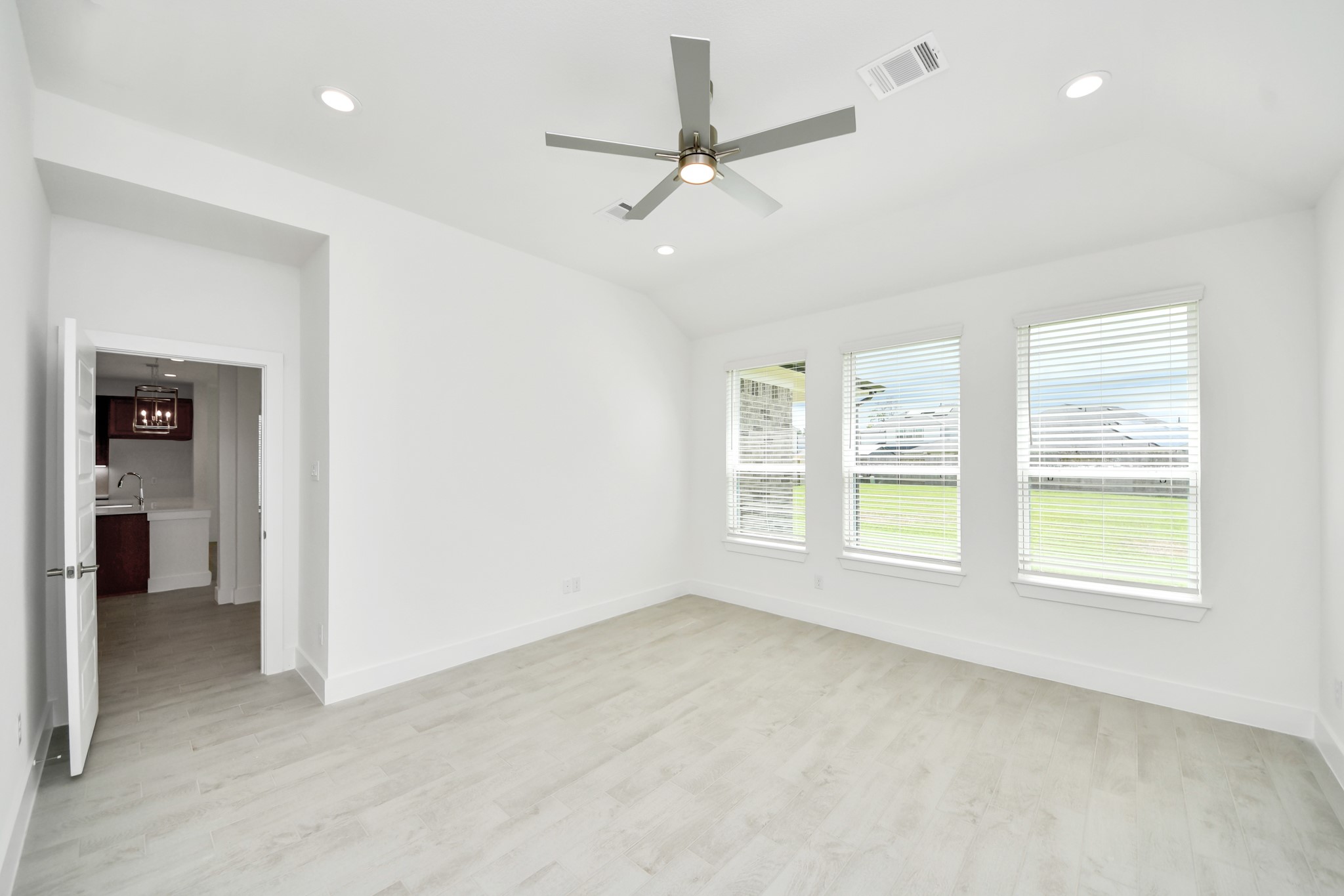 3102 Native Spring Drive Property Photo 22