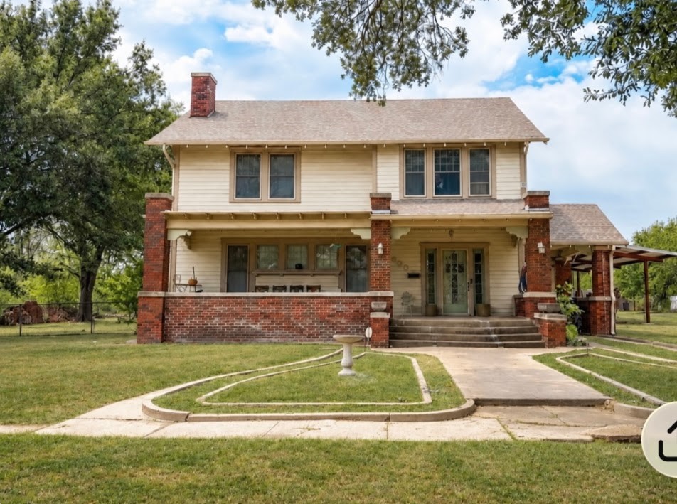 400 S Mckinney Street Property Photo 1