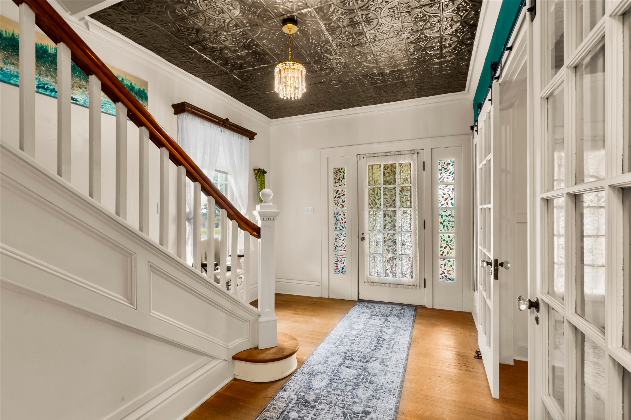 400 S Mckinney Street Property Photo 6