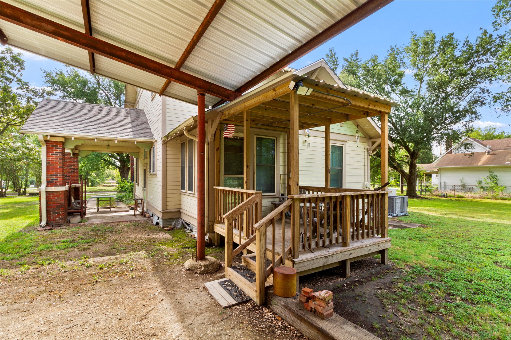 400 S Mckinney Street Property Photo 22