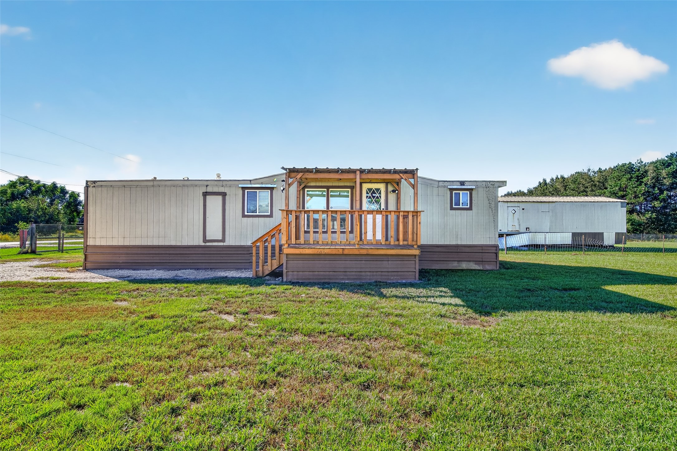264 County Road 5037 Property Photo 1