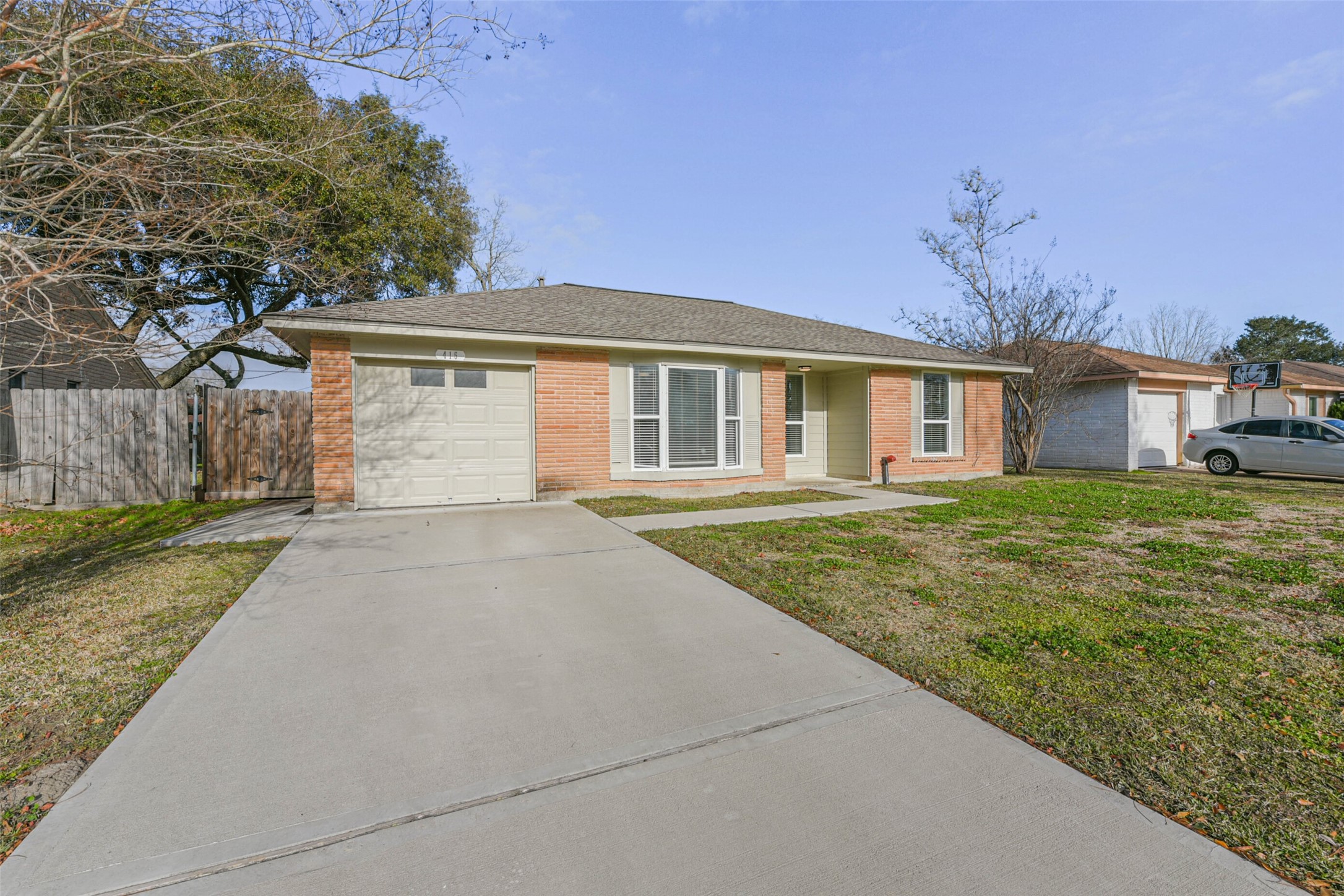 415 Stadium Lane Property Photo