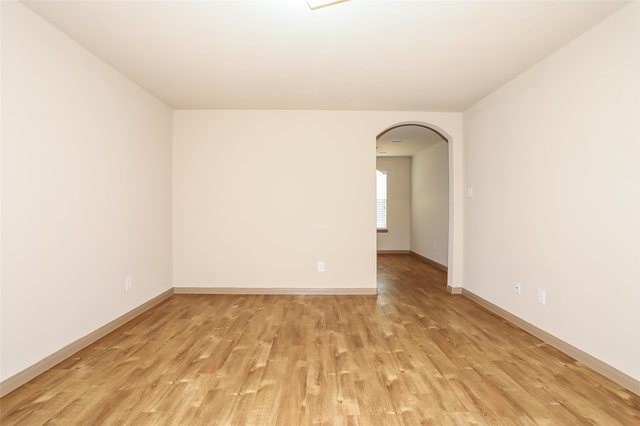 18919 Venito Drive Property Photo 5