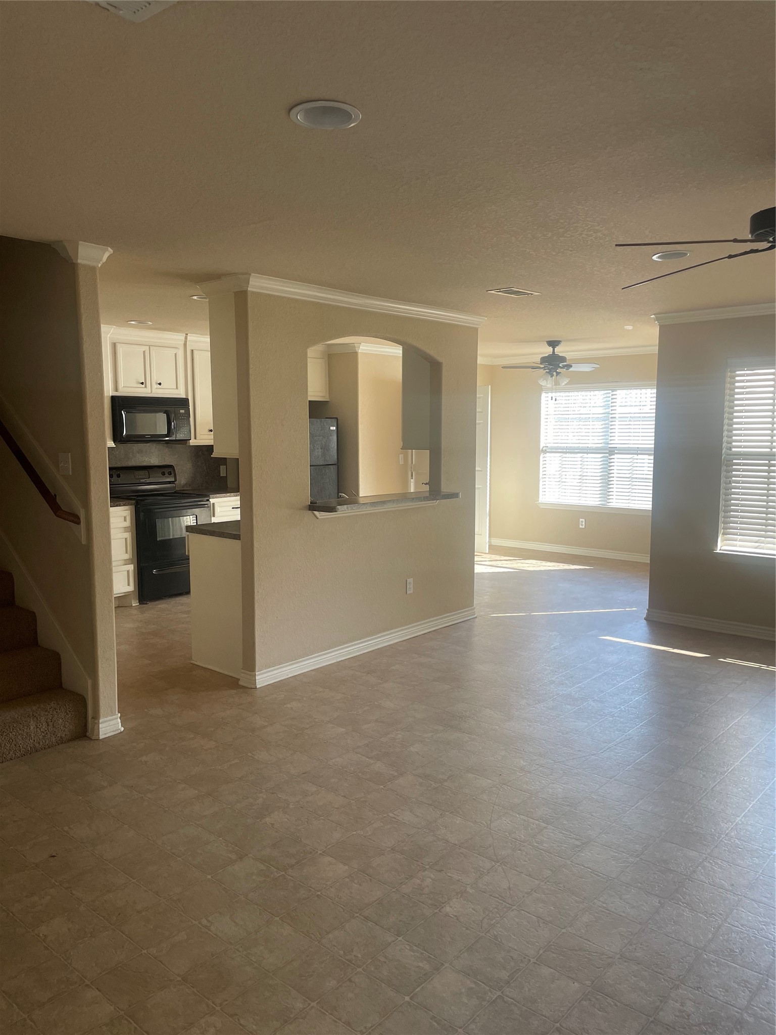 128 Bolero Way Property Photo 4