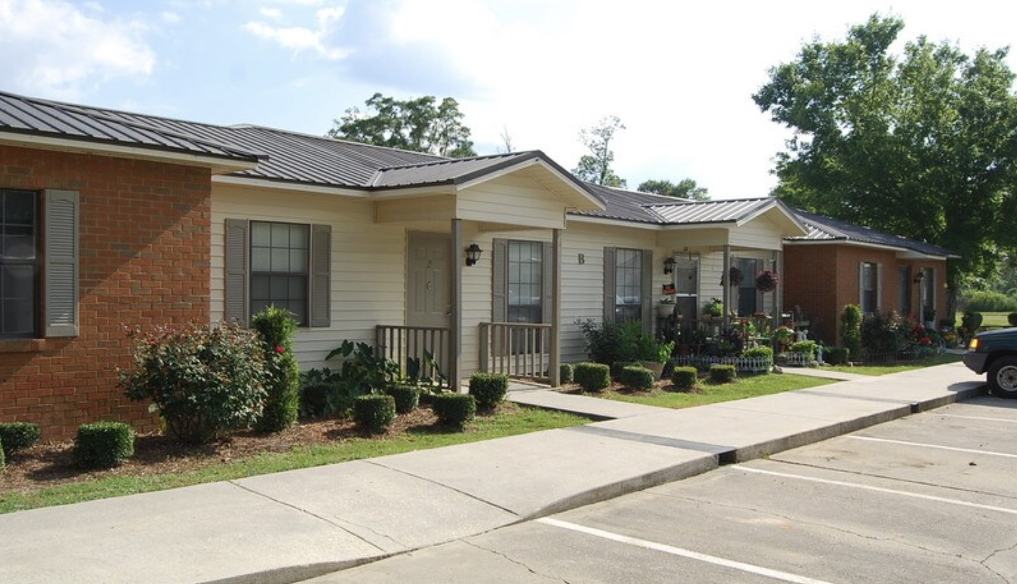 9 Camellia Dr Property Photo 4