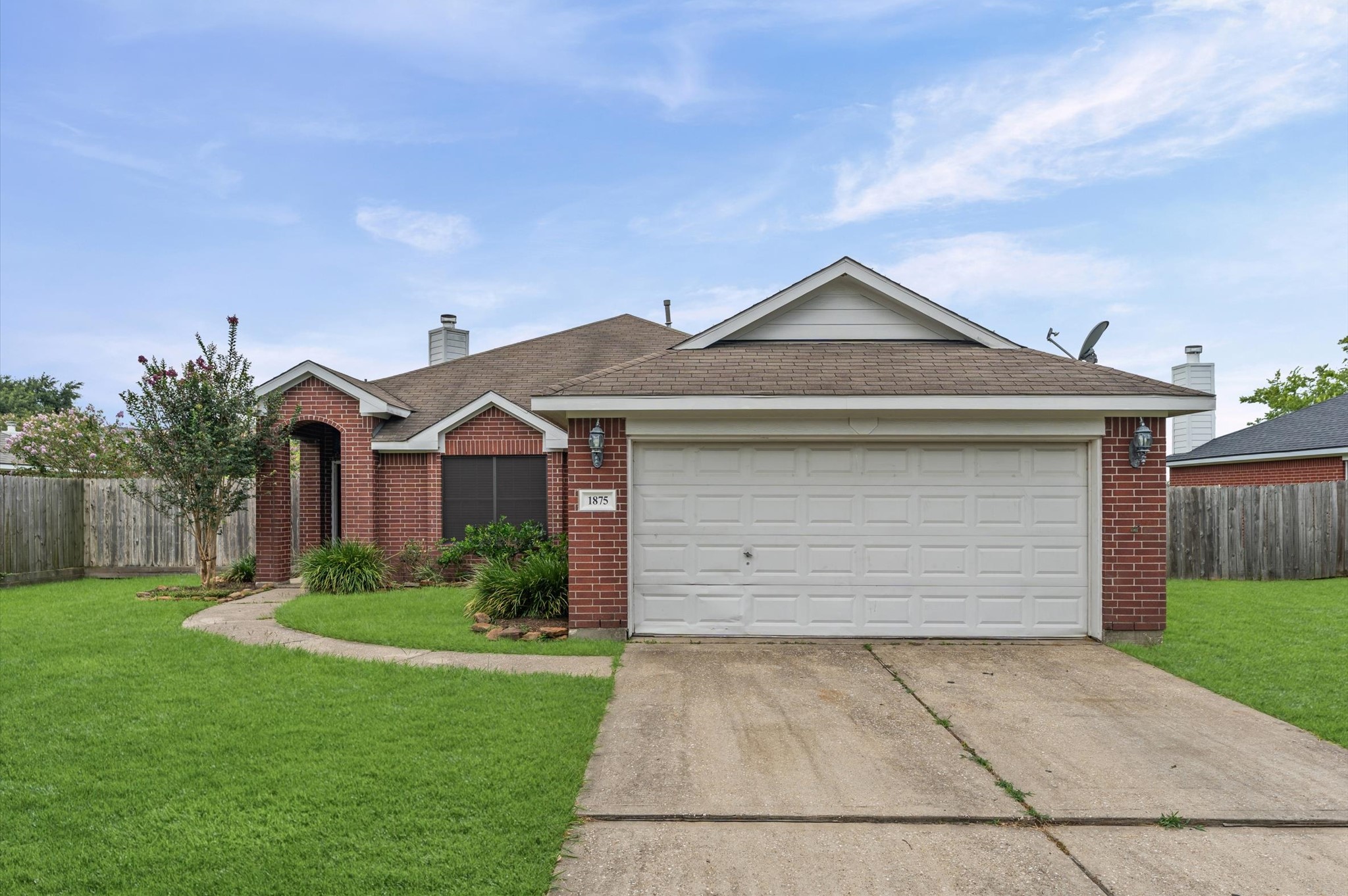 1875 Redwood Lane Property Photo 3