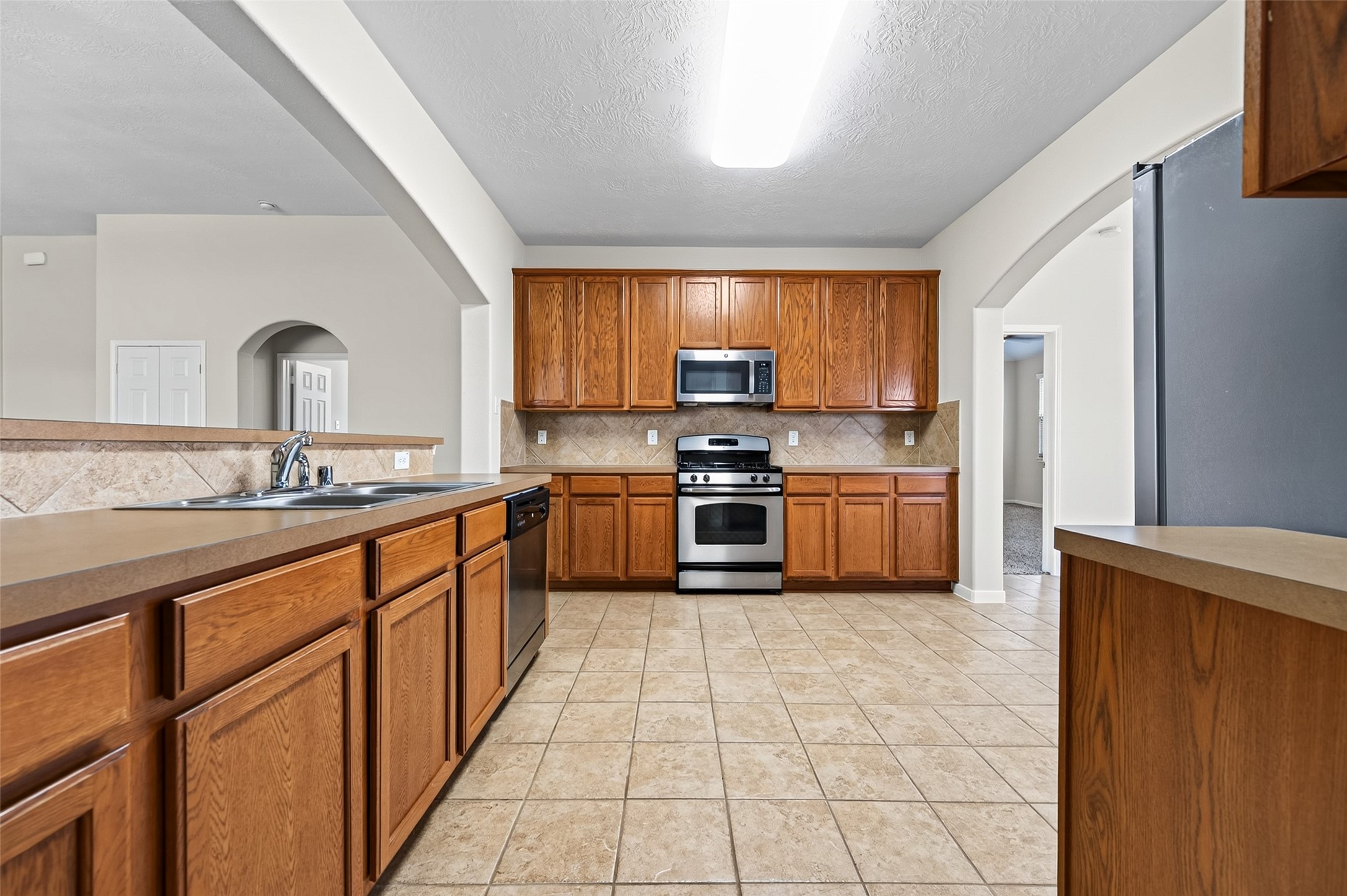 4606 E Meadow Drive Property Photo 9