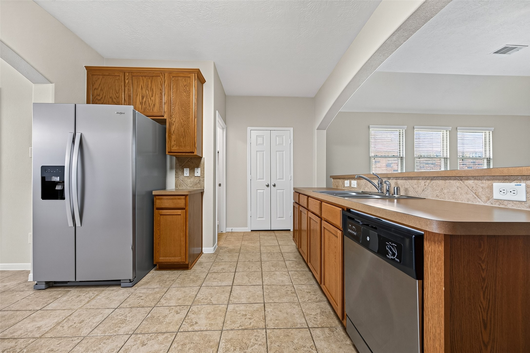 4606 E Meadow Drive Property Photo 11