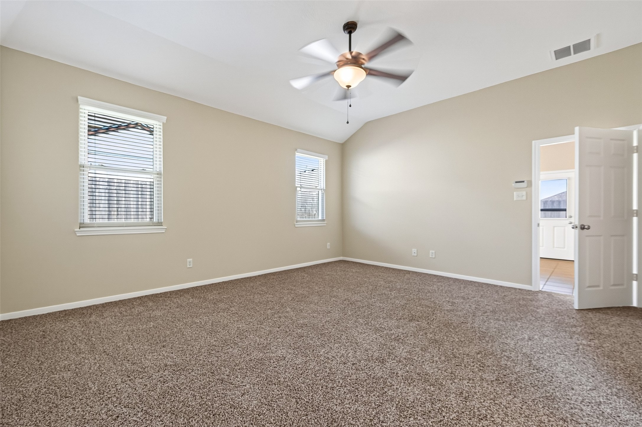 4606 E Meadow Drive Property Photo 15