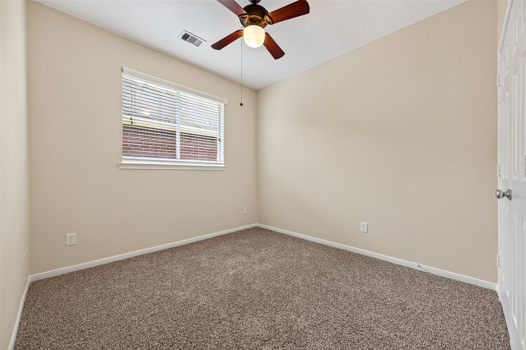 4606 E Meadow Drive Property Photo 23