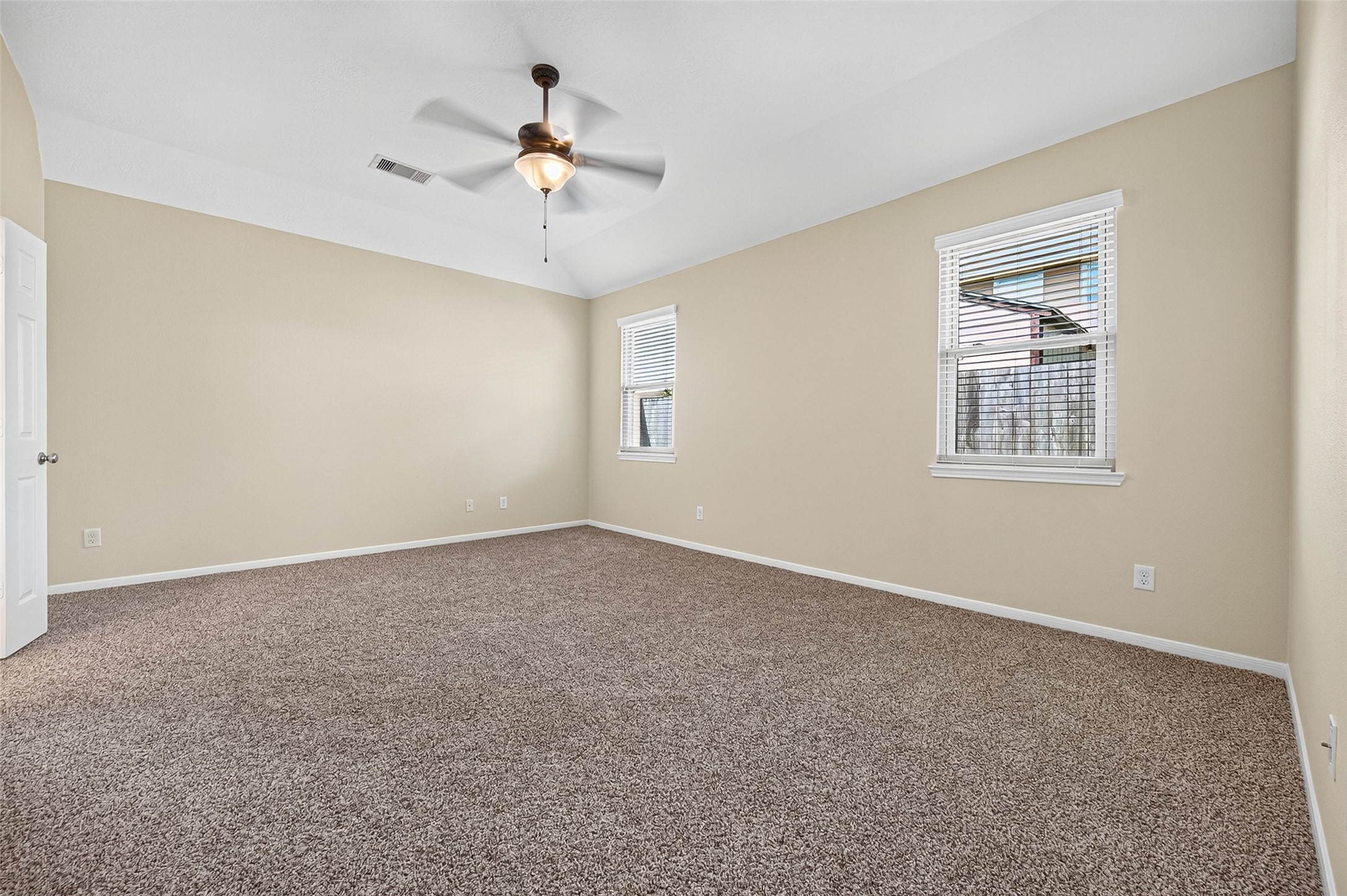 4606 E Meadow Drive Property Photo 29