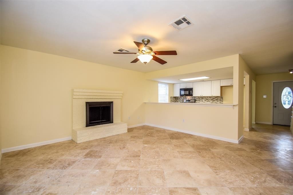 2110 Whiteback Drive Property Photo 12