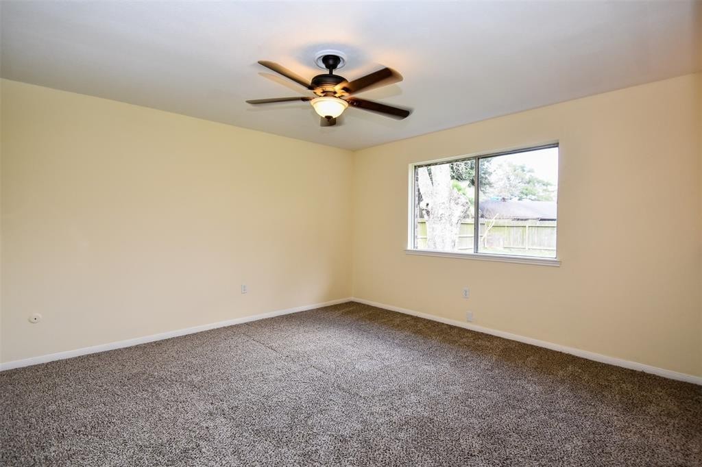 2110 Whiteback Drive Property Photo 20