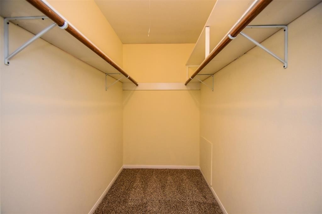 2110 Whiteback Drive Property Photo 24