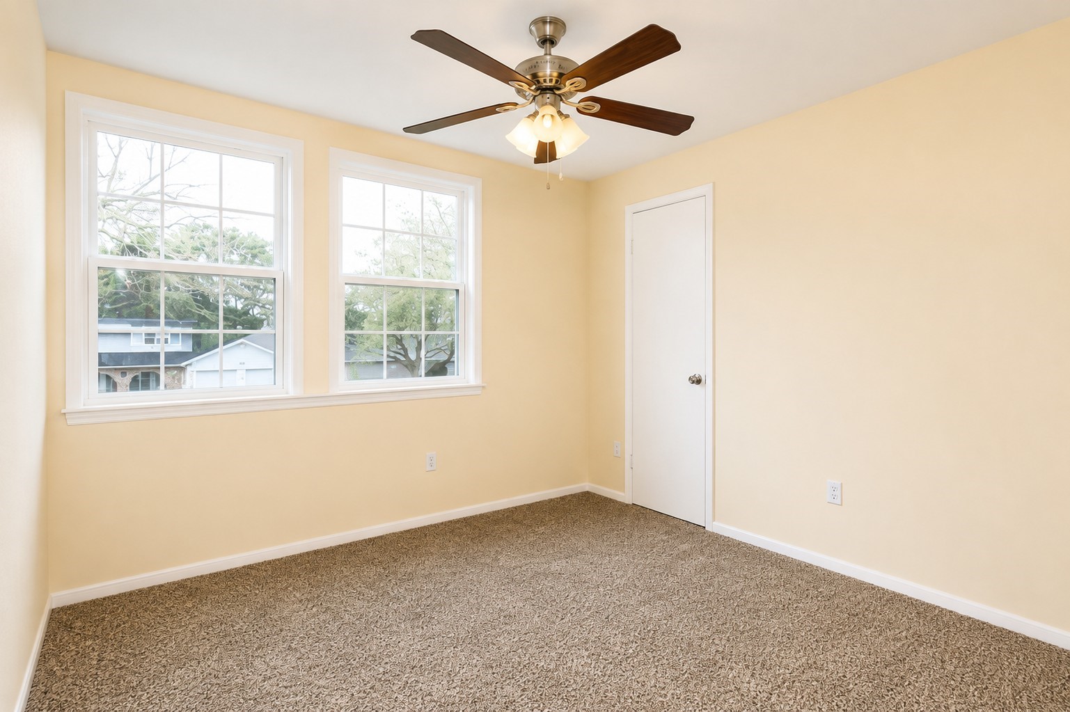 2110 Whiteback Drive Property Photo 25