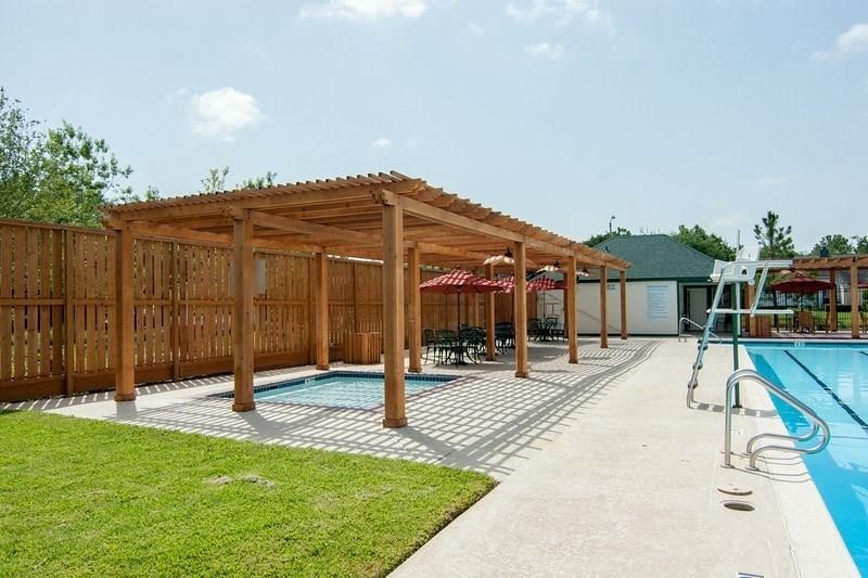 2110 Whiteback Drive Property Photo 42