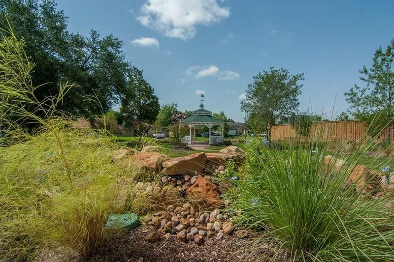 2110 Whiteback Drive Property Photo 45