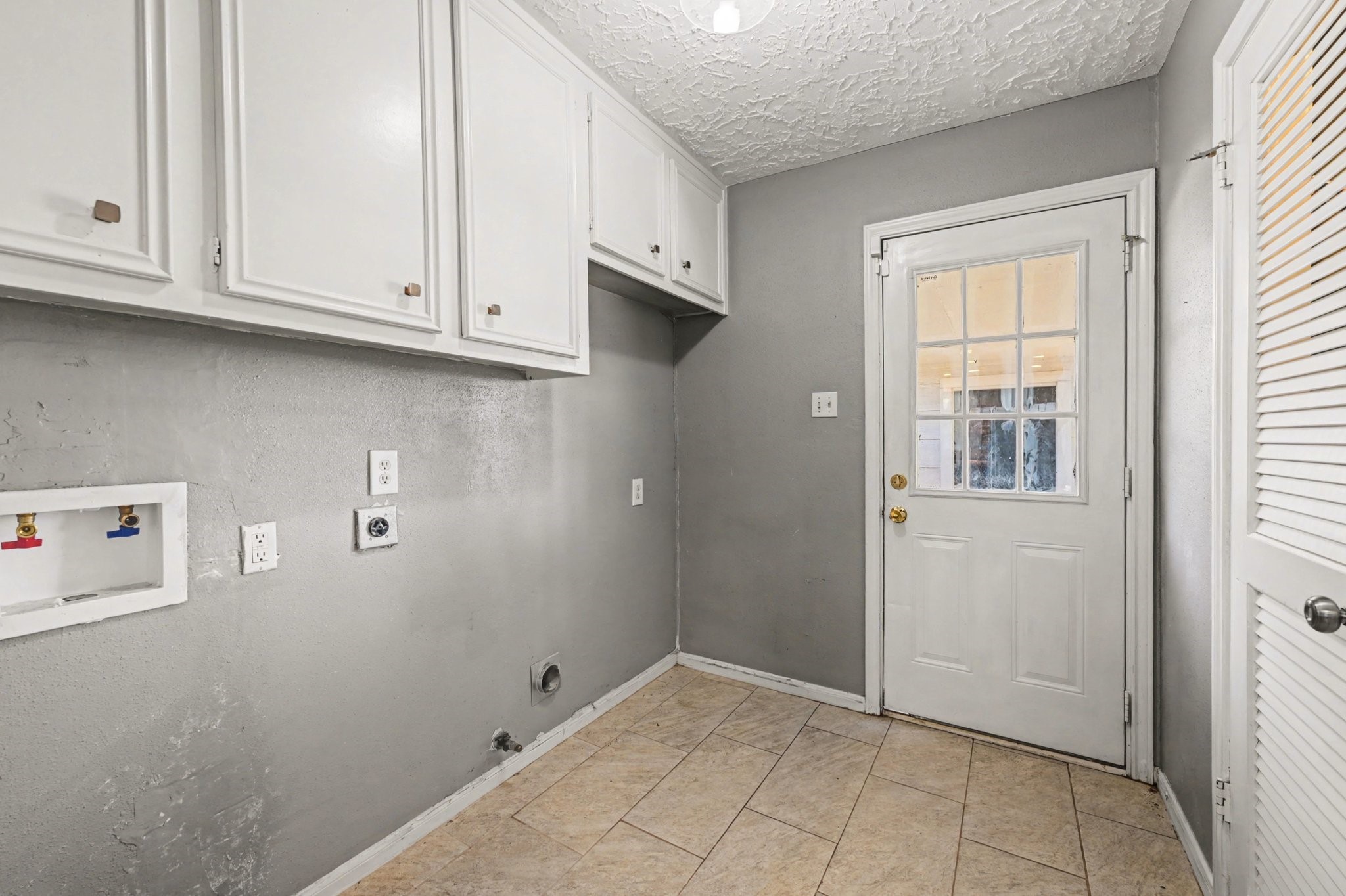 930 Bent Creek Court Property Photo 12