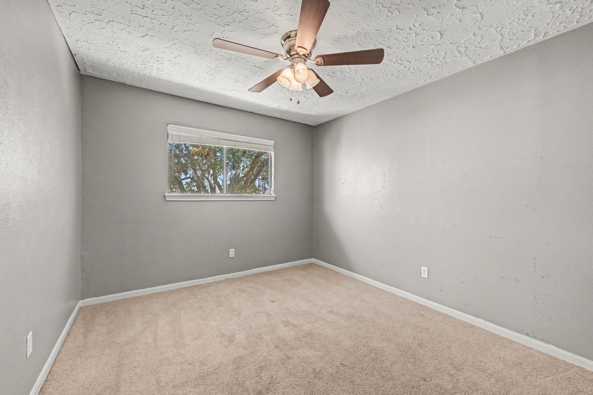 930 Bent Creek Court Property Photo 22