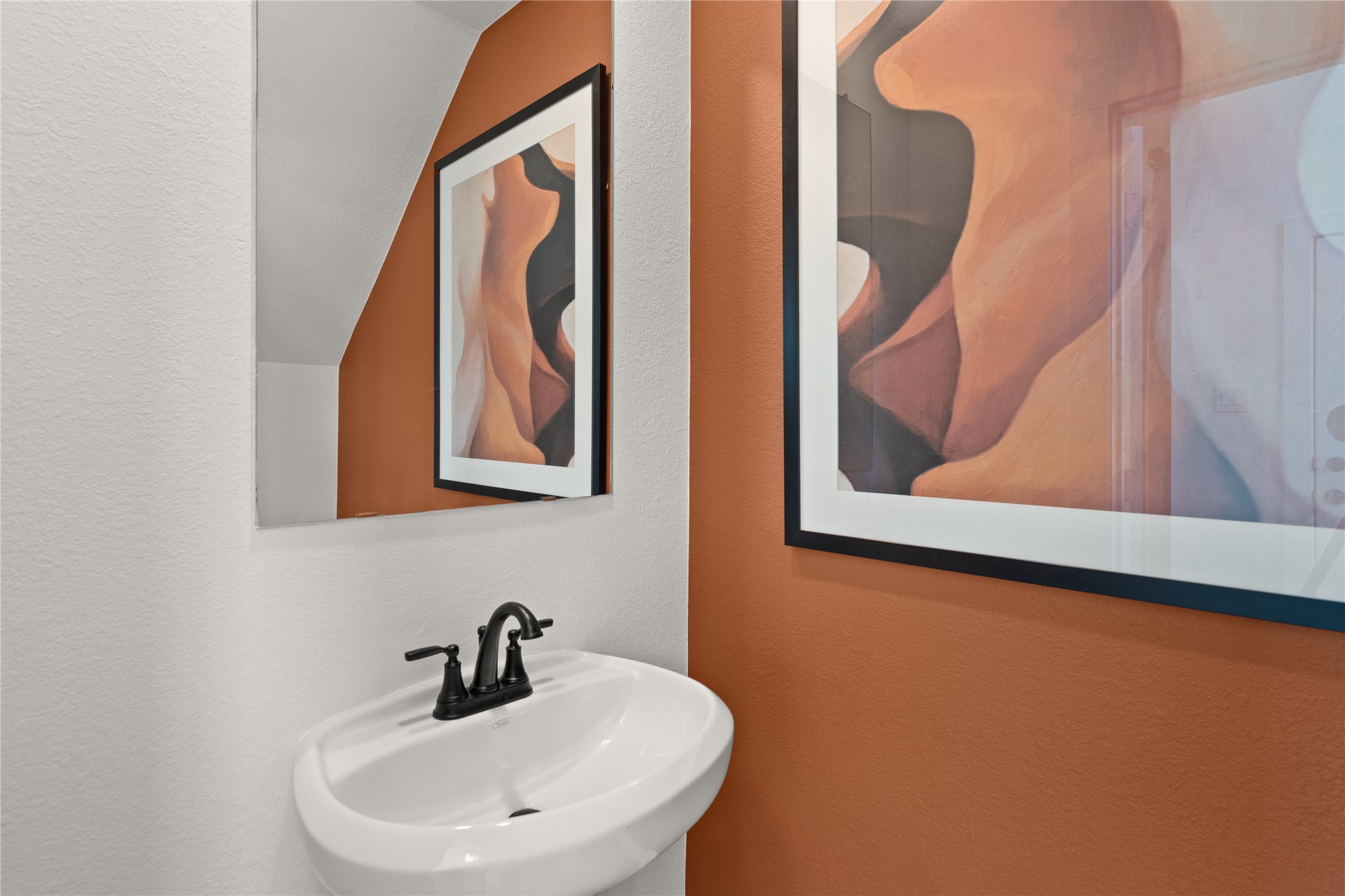 1202 Shaded Rock Drive Property Photo 9