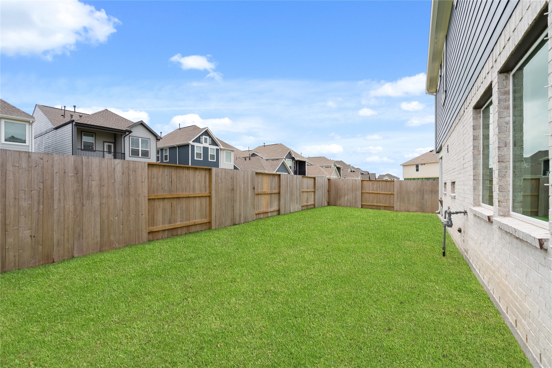1202 Shaded Rock Drive Property Photo 25