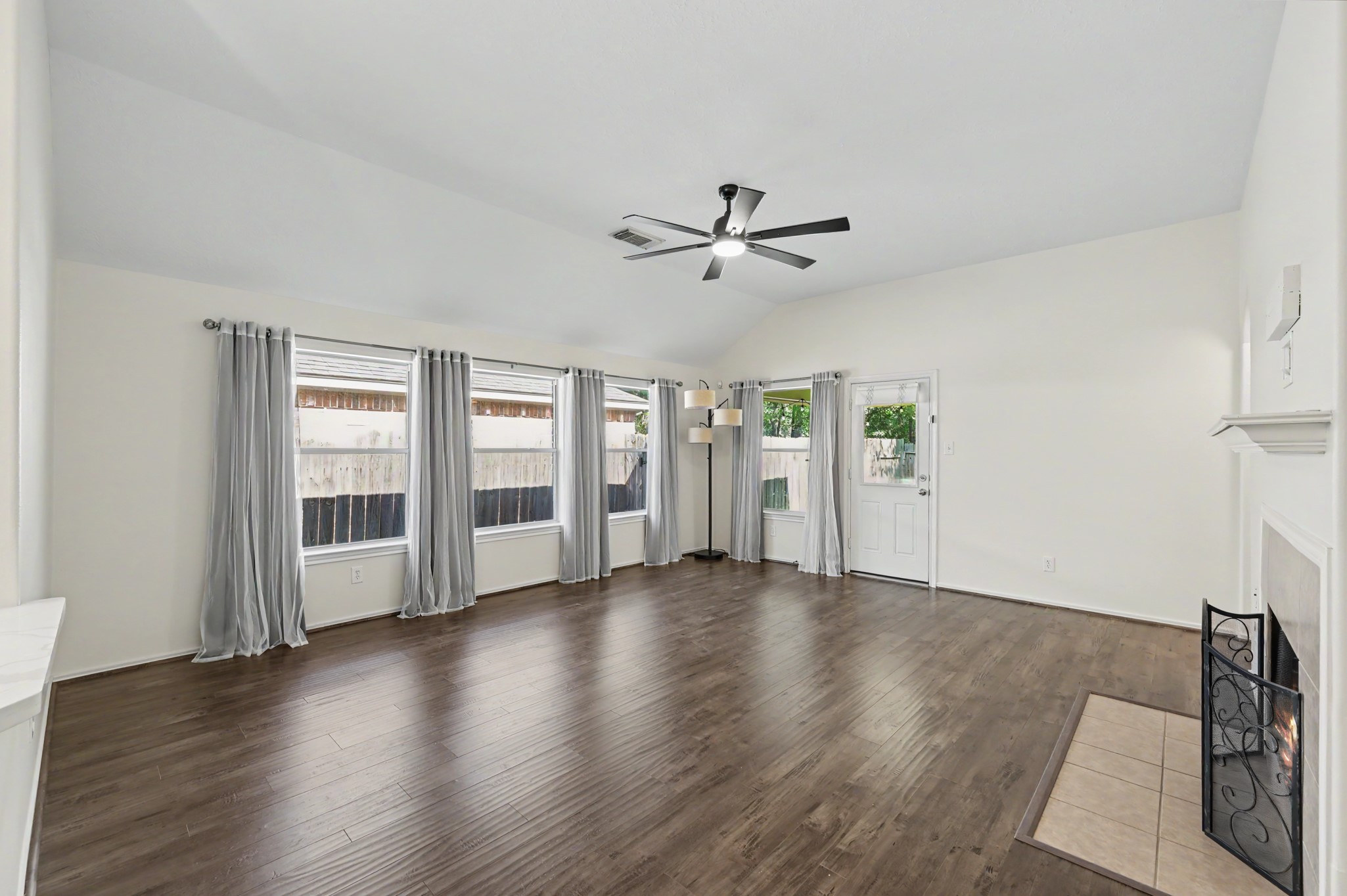 26892 Armor Oaks Drive Property Photo 11