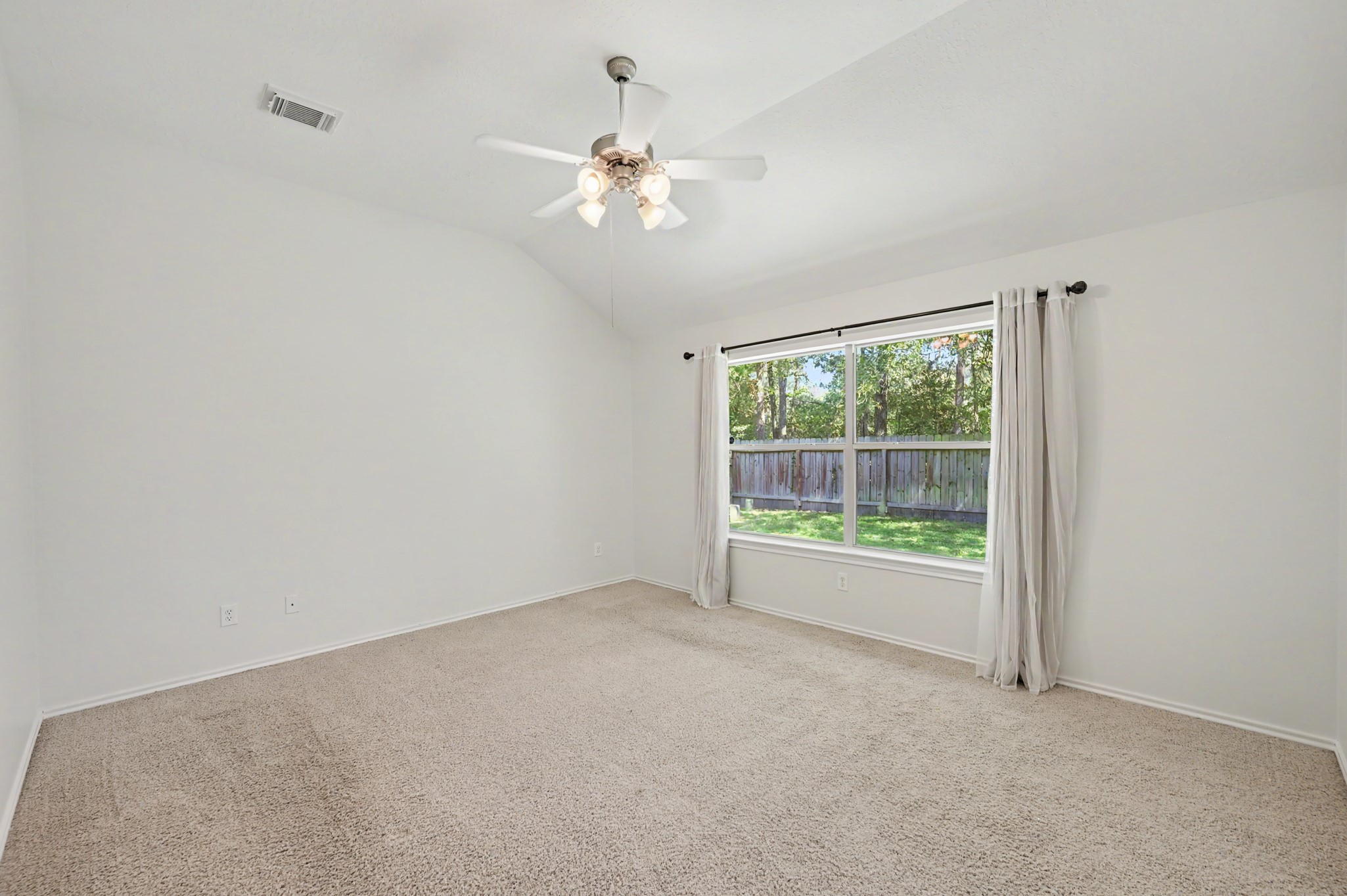 26892 Armor Oaks Drive Property Photo 14
