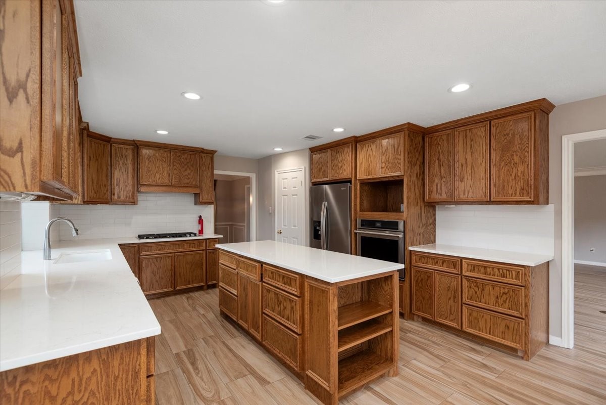 1807 Lowell Court Property Photo 19