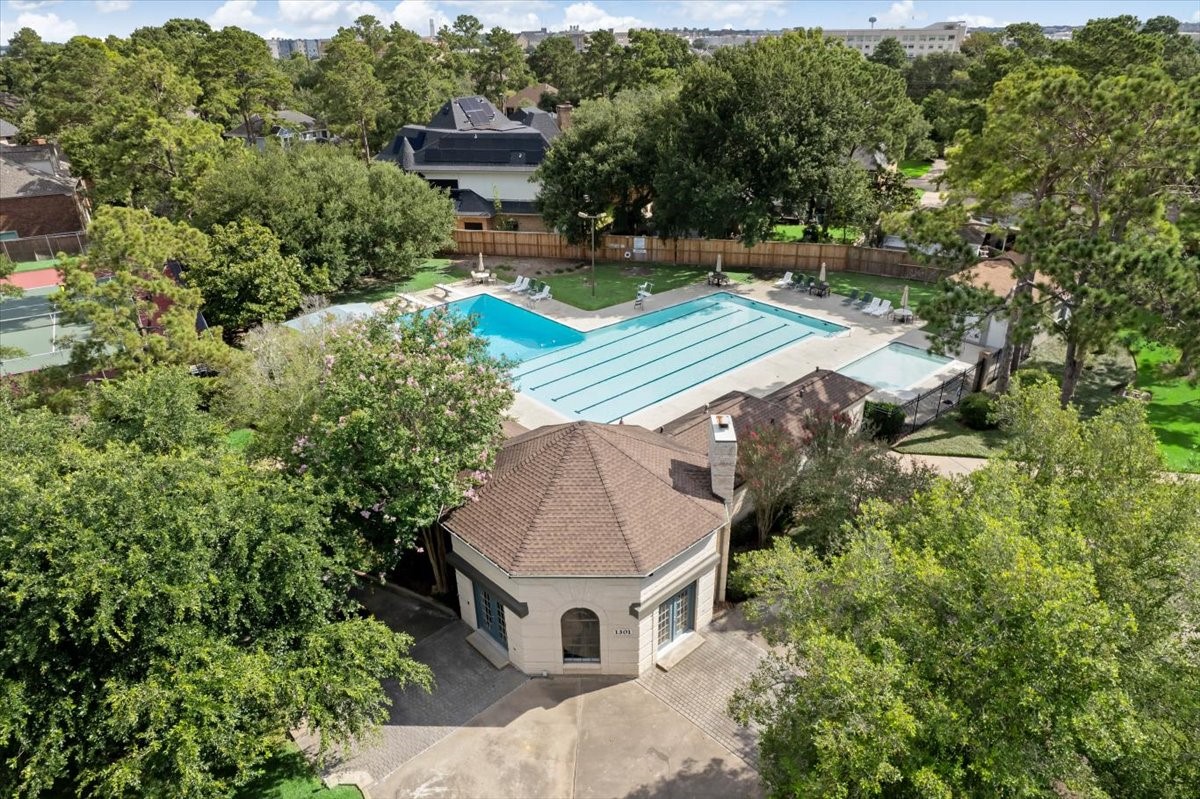 1807 Lowell Court Property Photo 45
