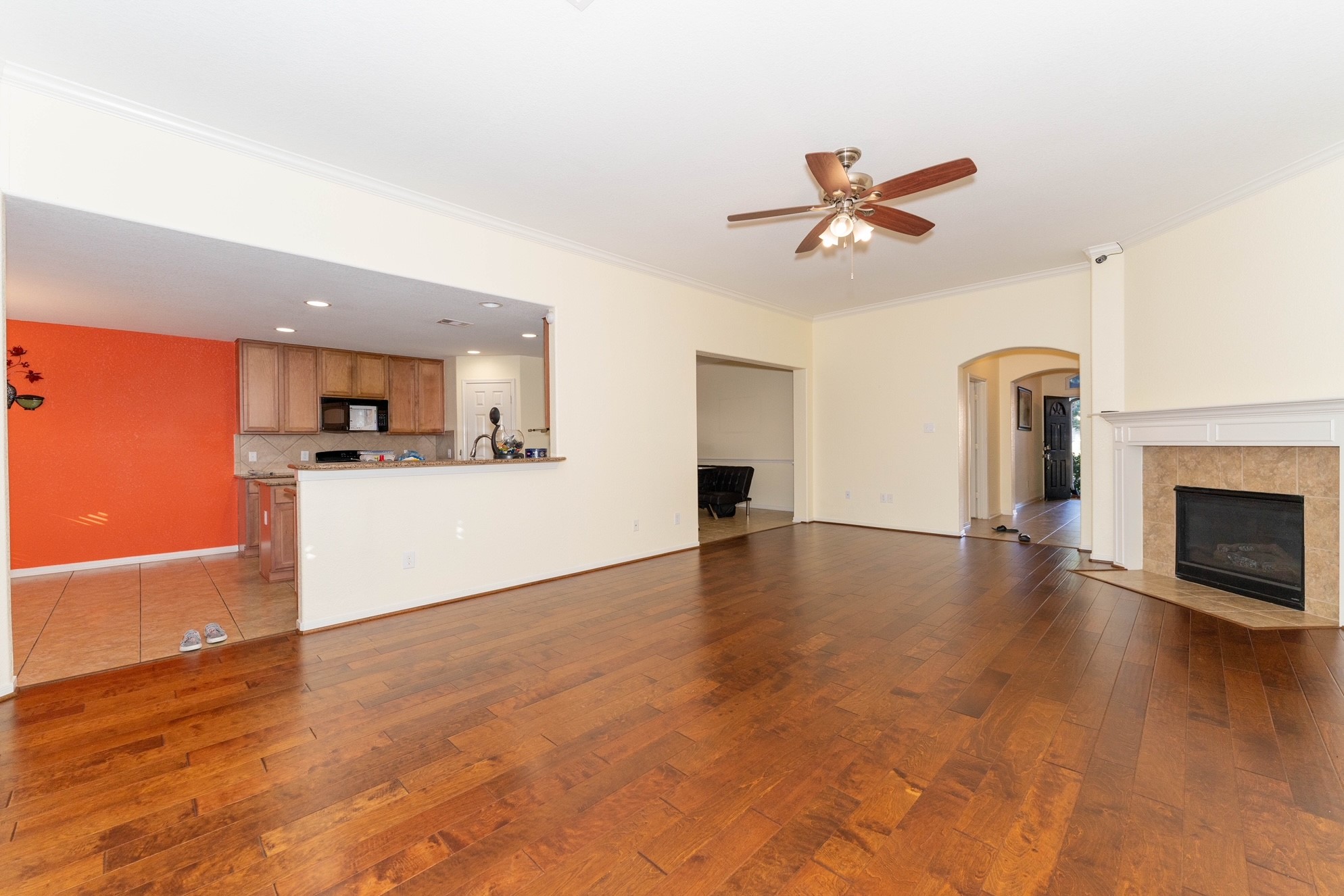 2947 Red Oak Leaf Trail Property Photo 4