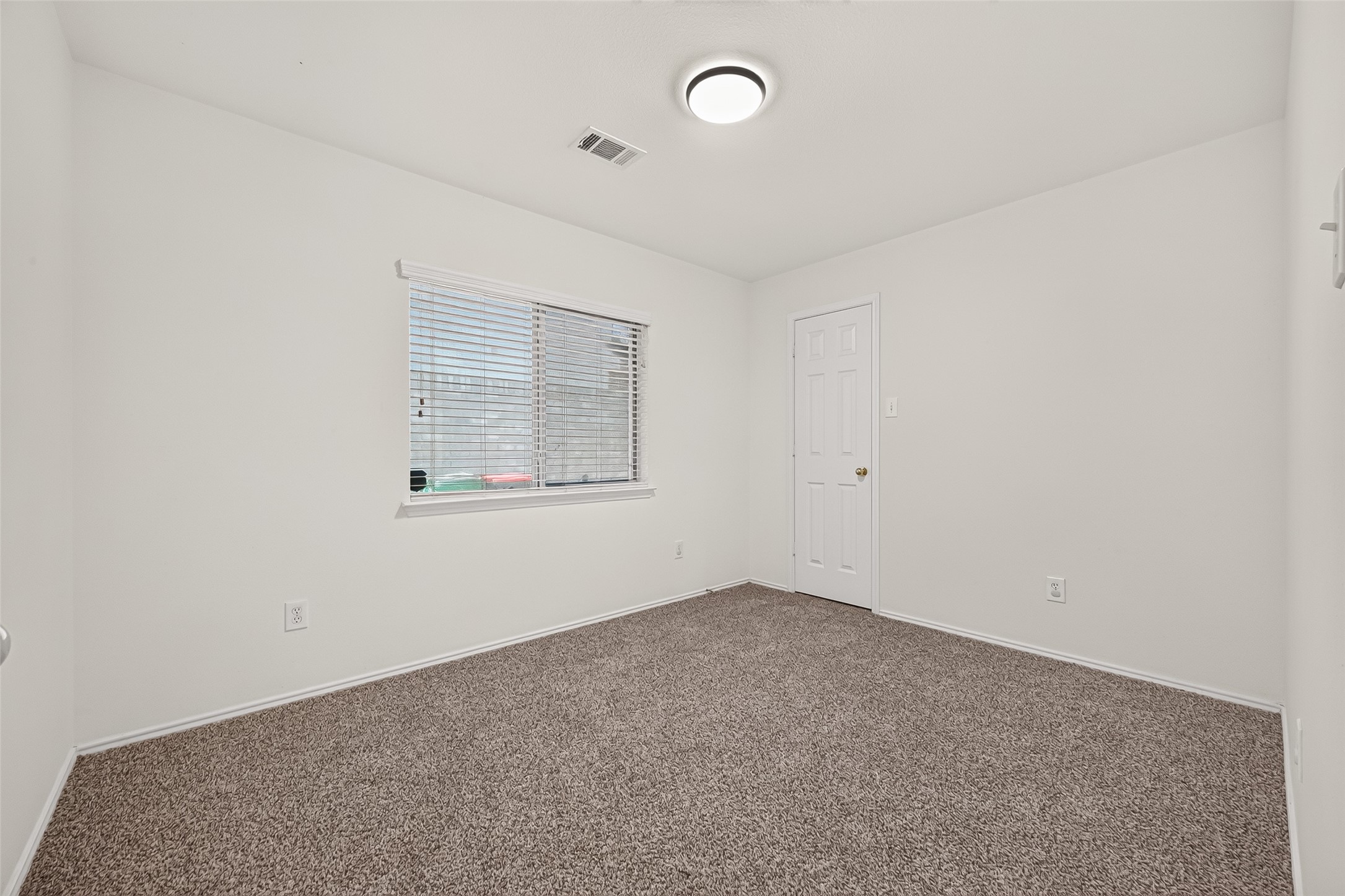 3830 Flatwood Drive Property Photo 8