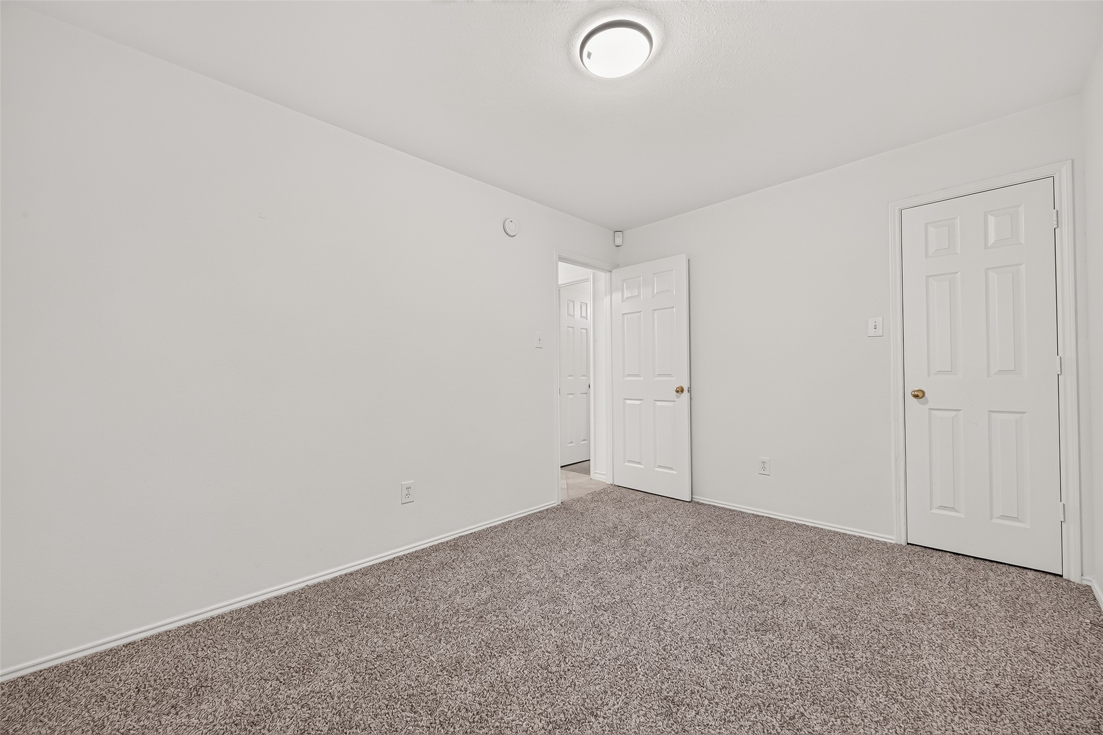 3830 Flatwood Drive Property Photo 11