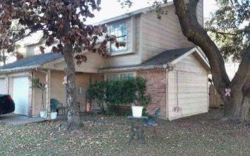 10113 Spring Place Drive Property Photo 2