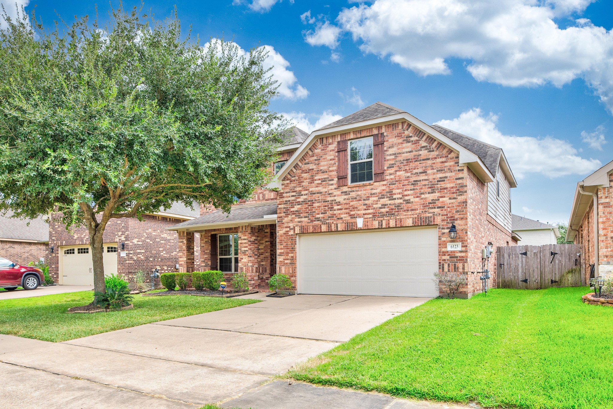 6123 Northcrest Village Way Property Photo 1