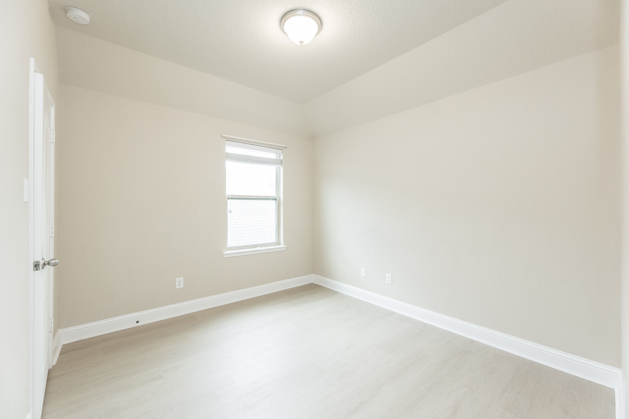 6123 Northcrest Village Way Property Photo 34