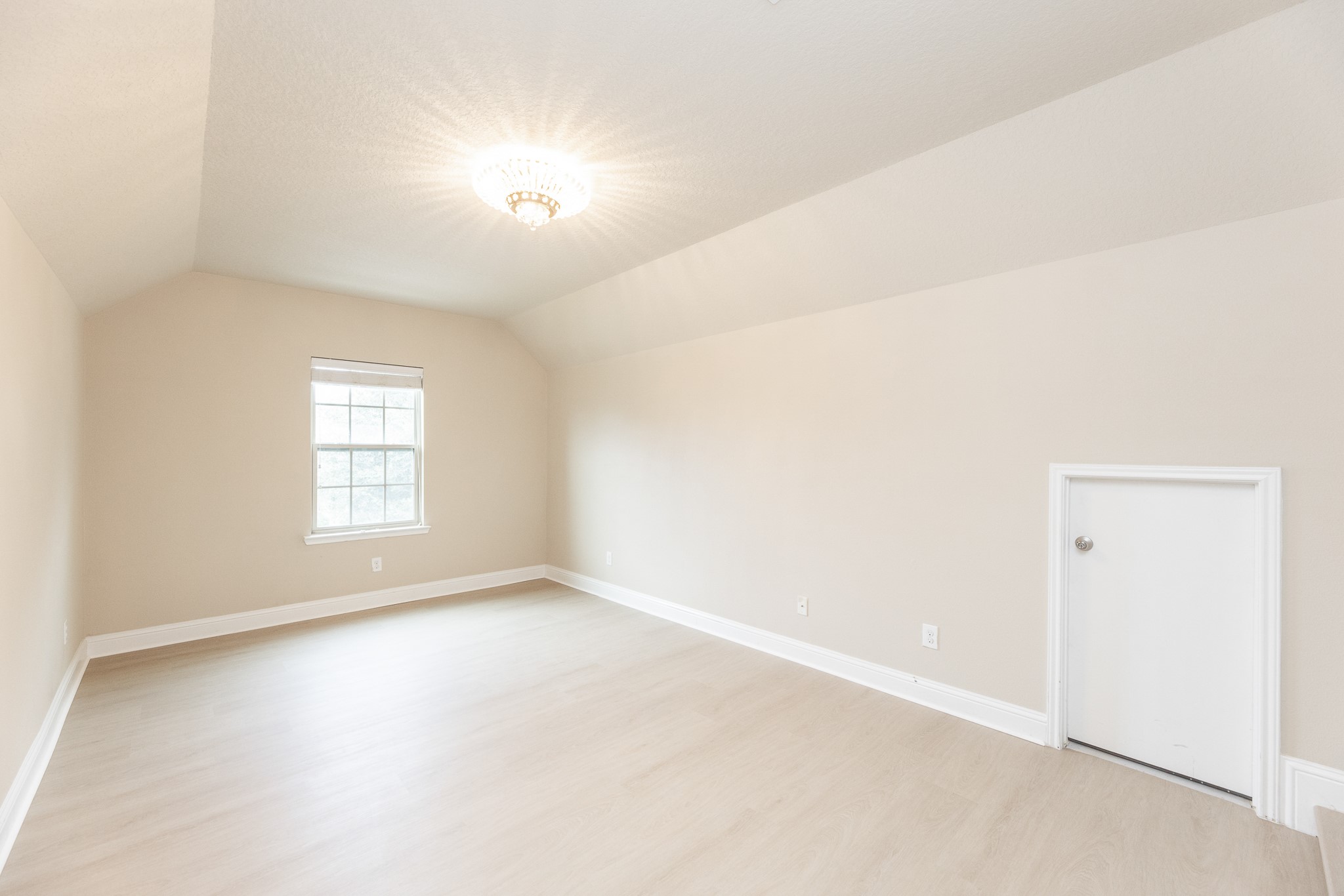 6123 Northcrest Village Way Property Photo 37
