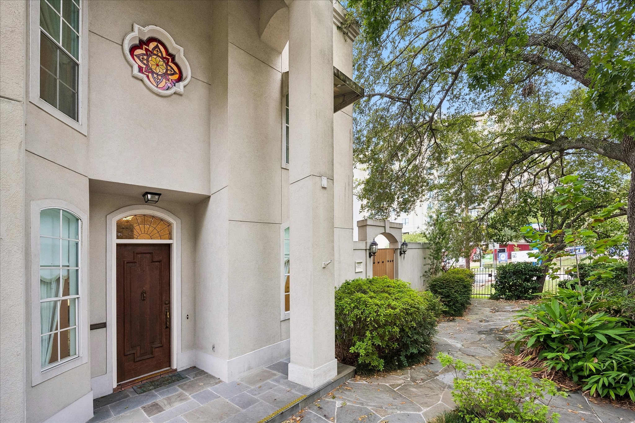 6202 Pickens Street Property Photo 3