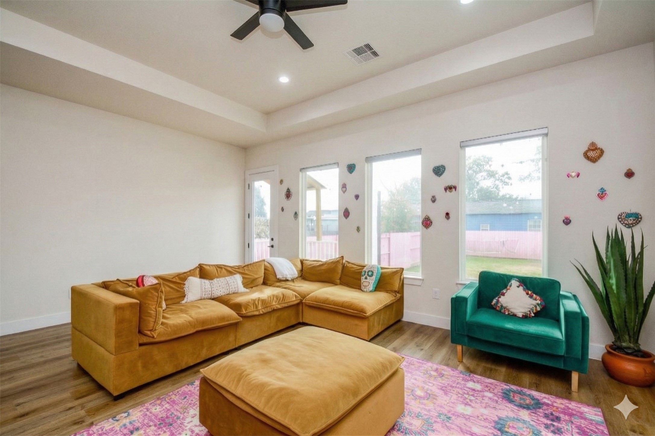 1504 Evelyn Street Property Photo 3