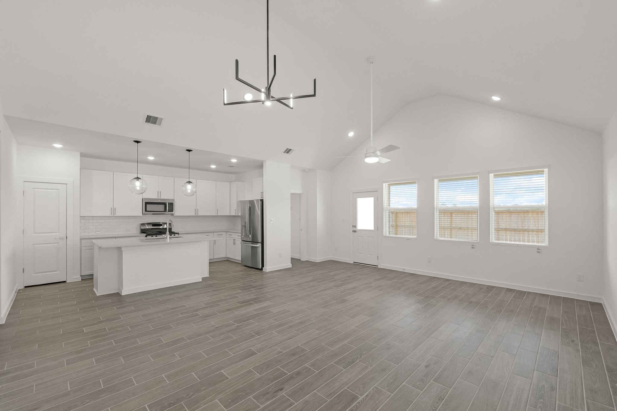 7826 Jade Crest Drive Property Photo 18