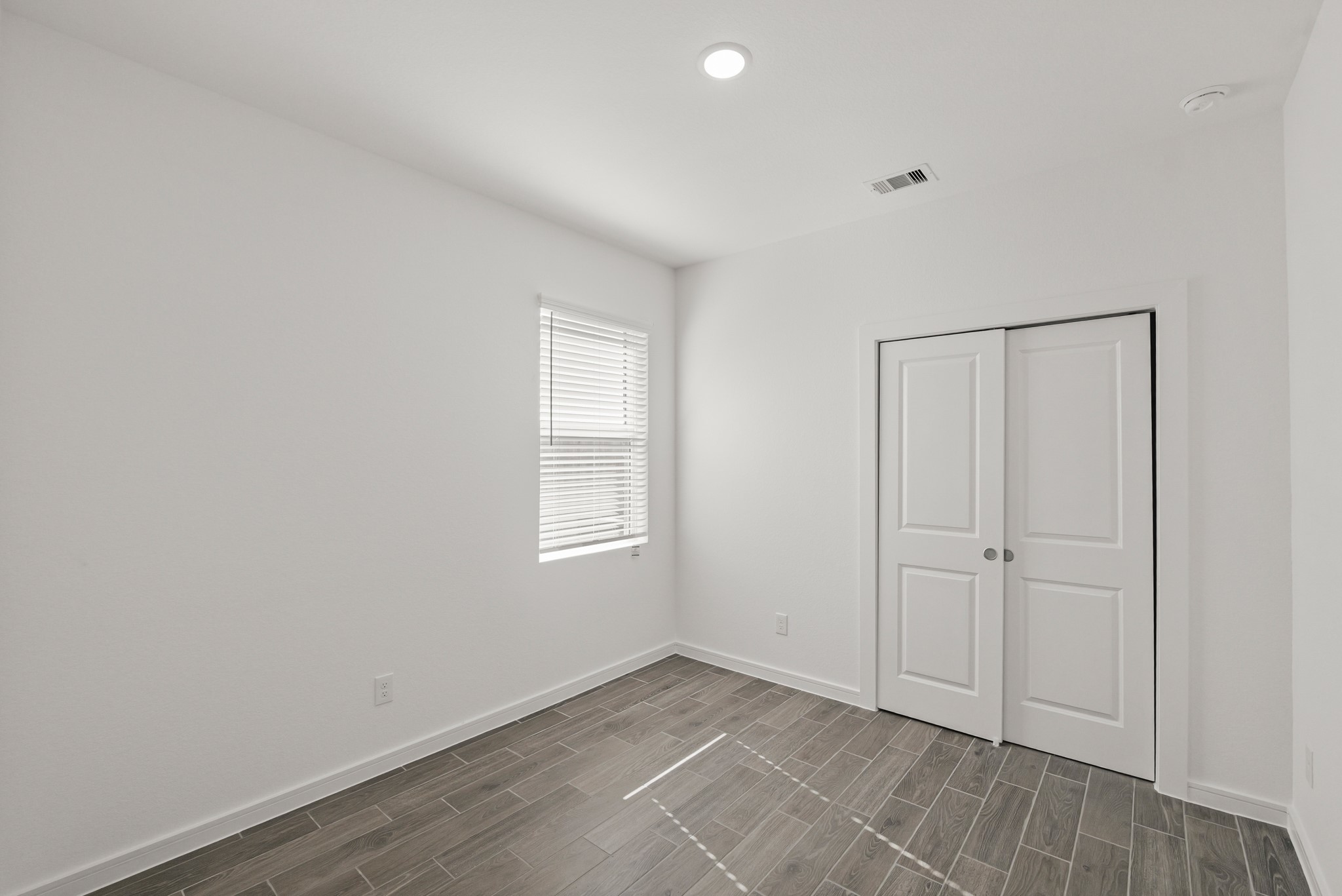 7826 Jade Crest Drive Property Photo 24
