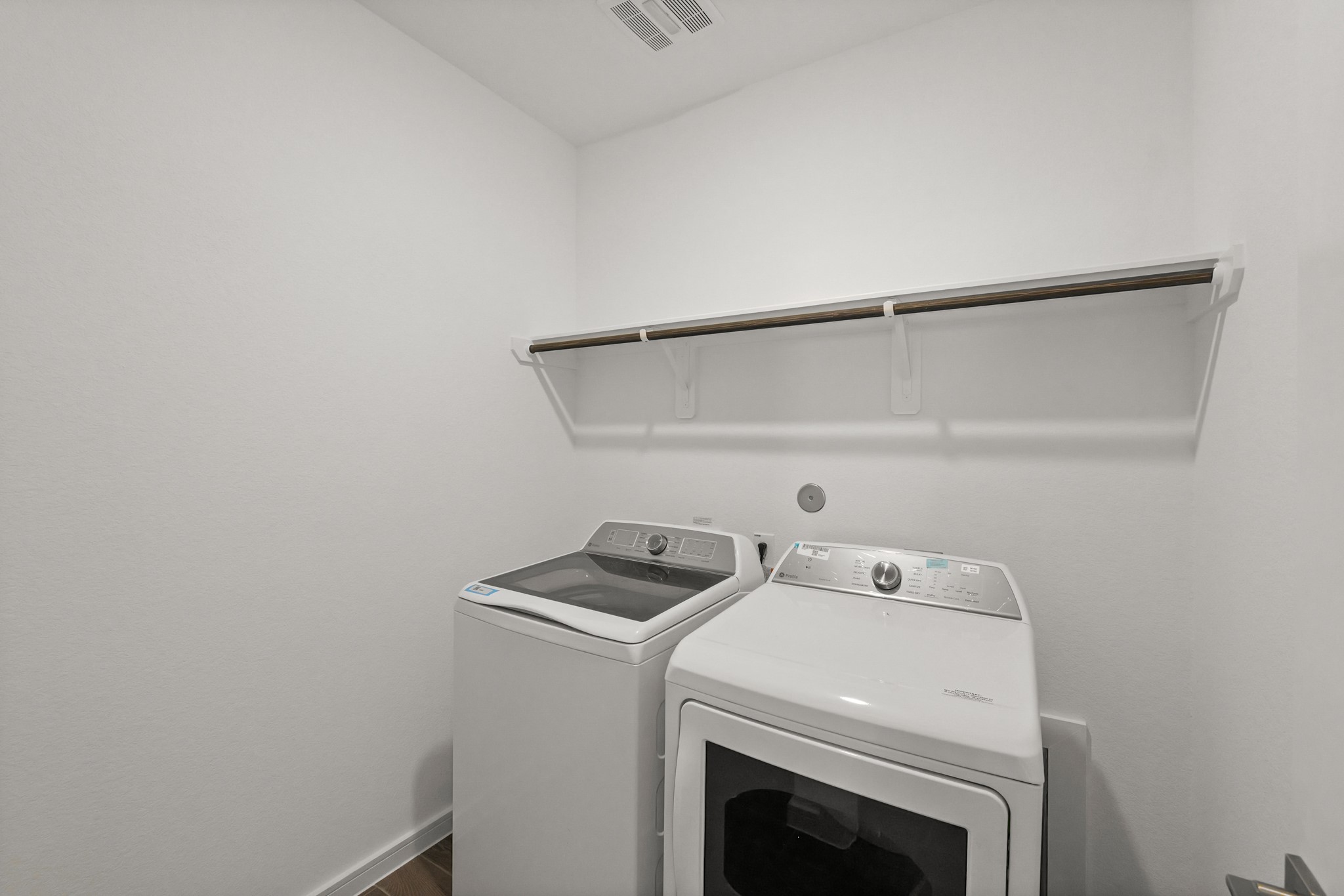7826 Jade Crest Drive Property Photo 29
